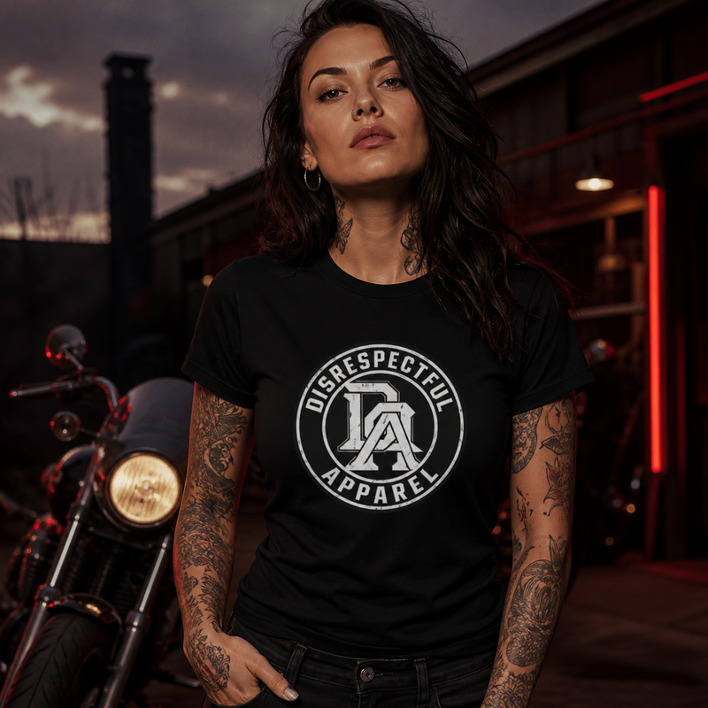 WOMEN'S TEES